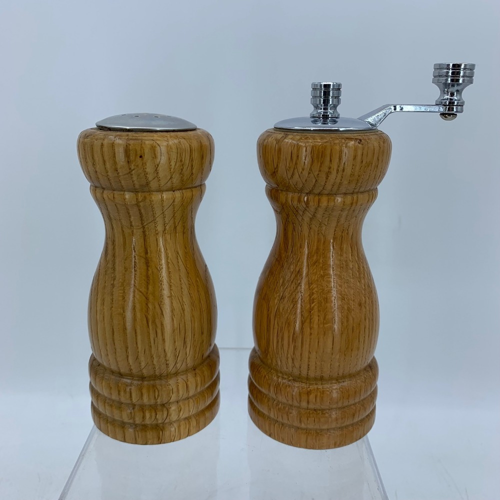 Olde Thompson Vintage Oak Wood Salt Shaker and Pepper Mill Grinder Set USA 6in